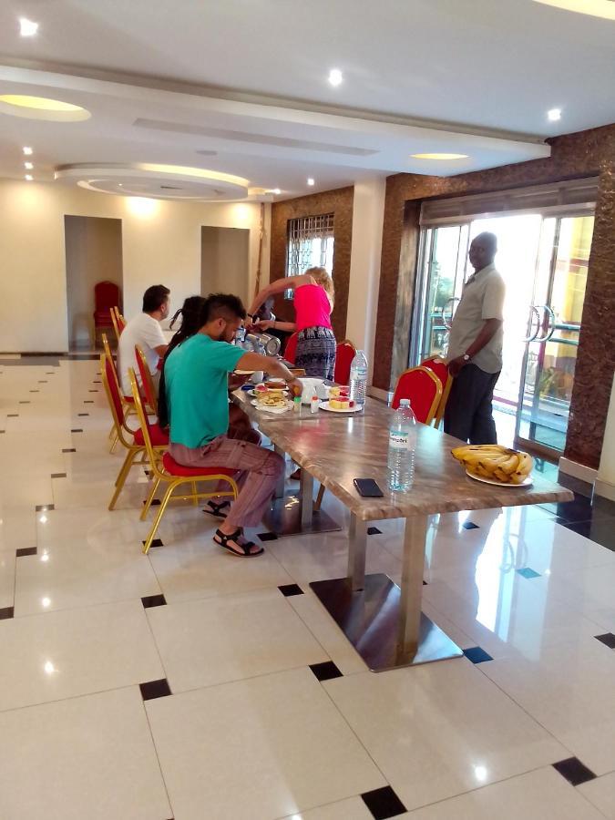Royal Park Hotel Jinja Ngoại thất bức ảnh