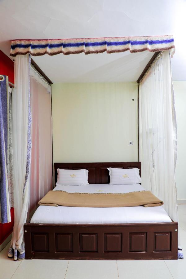 Royal Park Hotel Jinja Ngoại thất bức ảnh