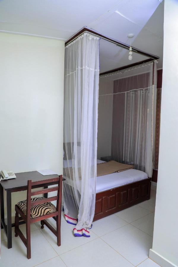Royal Park Hotel Jinja Ngoại thất bức ảnh