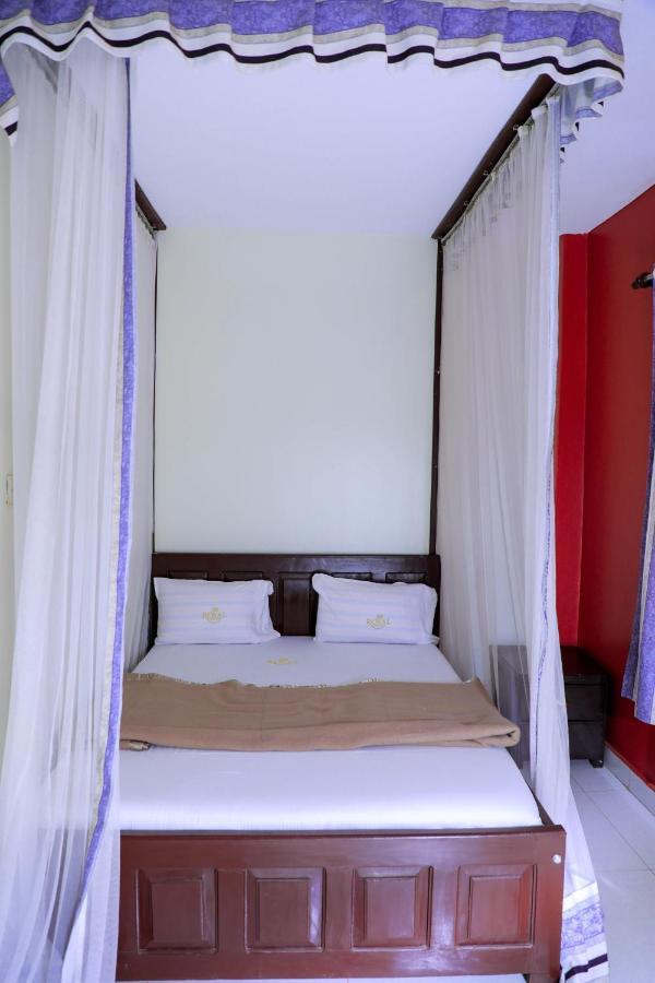 Royal Park Hotel Jinja Ngoại thất bức ảnh