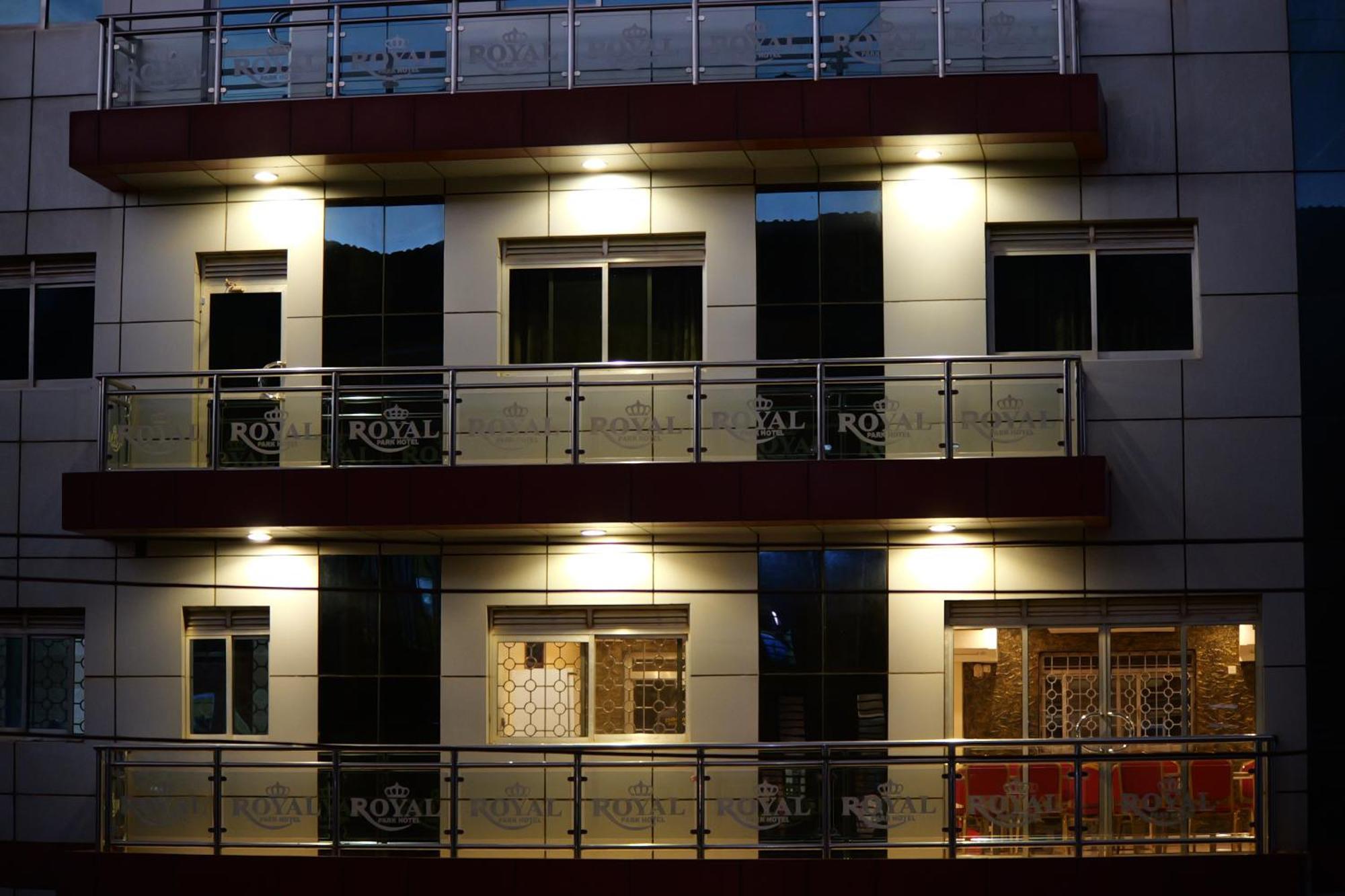 Royal Park Hotel Jinja Ngoại thất bức ảnh